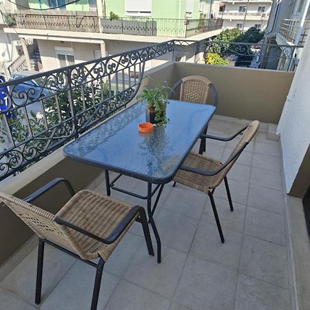 יאליסוס Takis Hotel Apartments מראה חיצוני תמונה
