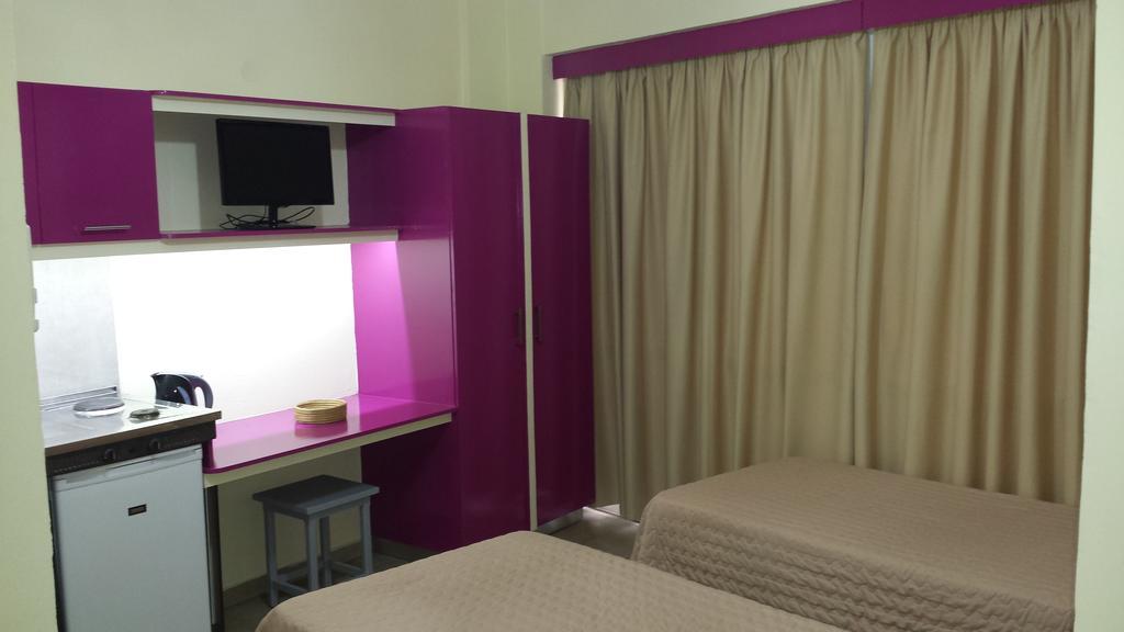 יאליסוס Takis Hotel Apartments מראה חיצוני תמונה