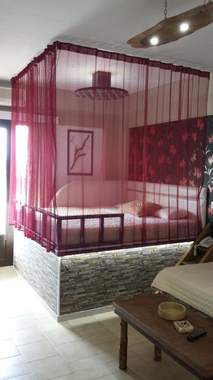 יאליסוס Takis Hotel Apartments מראה חיצוני תמונה