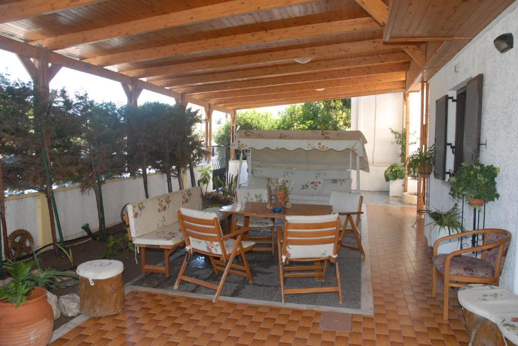 יאליסוס Takis Hotel Apartments מראה חיצוני תמונה